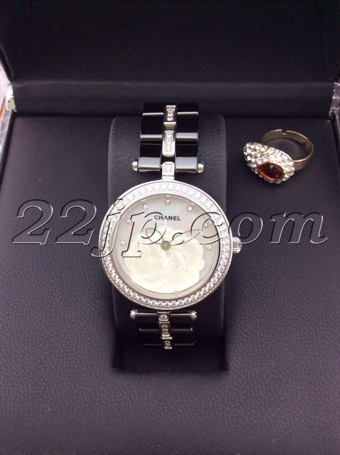 シャネル時計正面デザイン